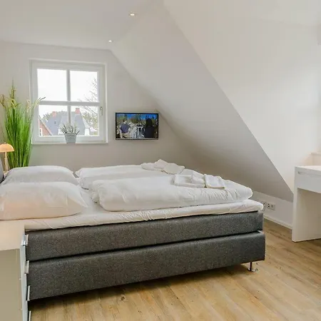 Das-Siri-Hus *